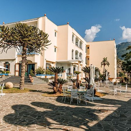 Hotel Zaro Лакко-Амено Экстерьер фото