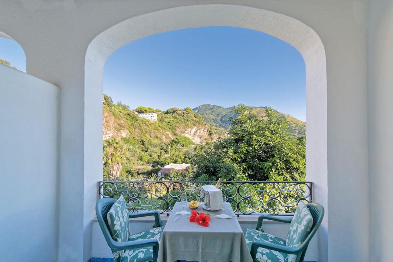 Hotel Zaro Лакко-Амено Экстерьер фото