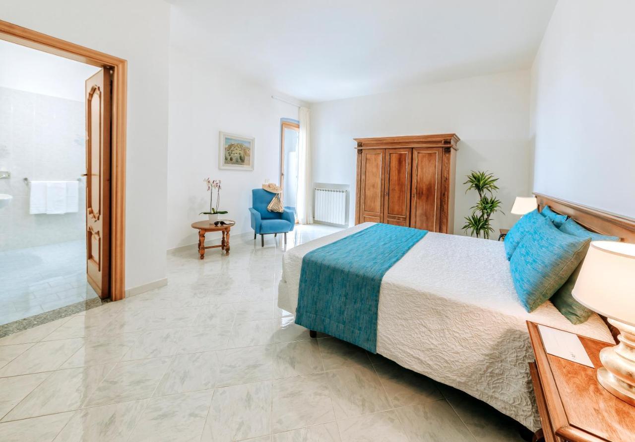 Hotel Zaro Лакко-Амено Экстерьер фото