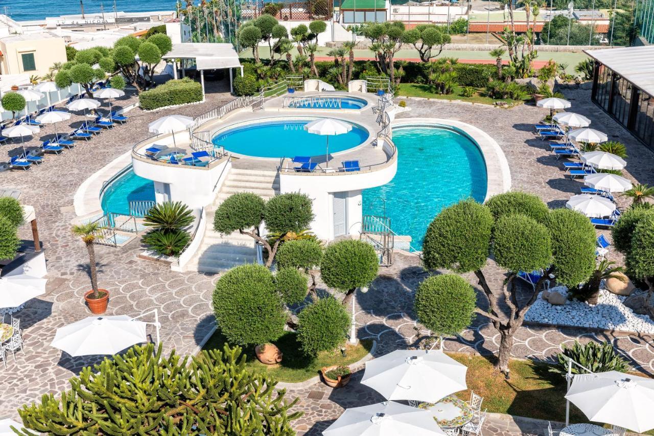 Hotel Zaro Лакко-Амено Экстерьер фото