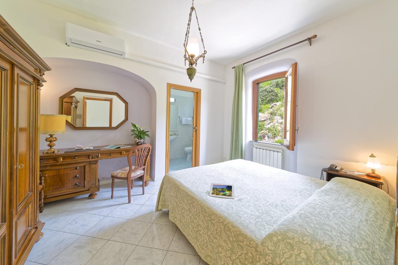 Hotel Zaro Лакко-Амено Экстерьер фото